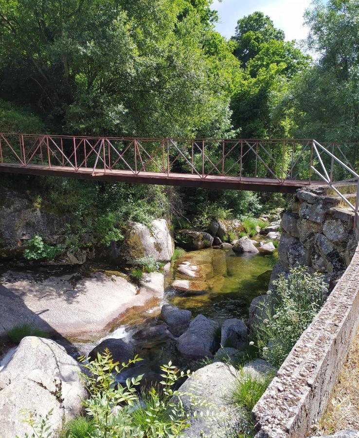 Abrigo Do Cabecinho - Serra Da Estrela Cortes do Meio Exterior foto